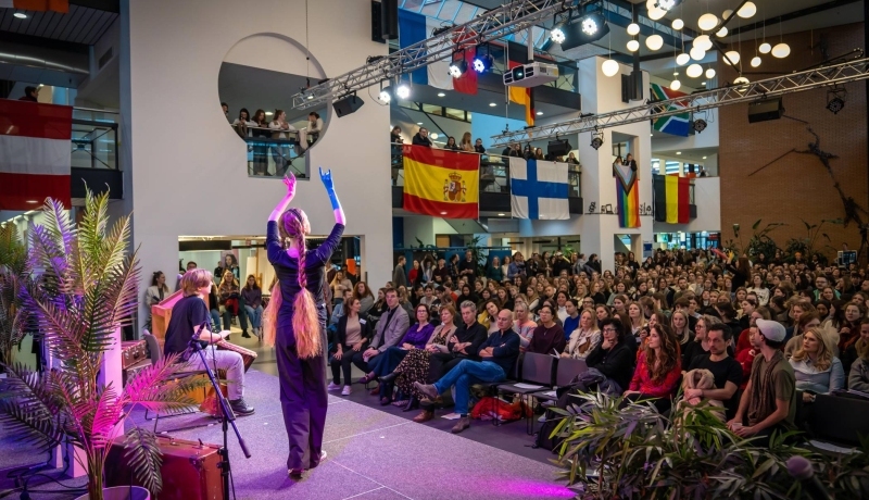 Zaal iwhss