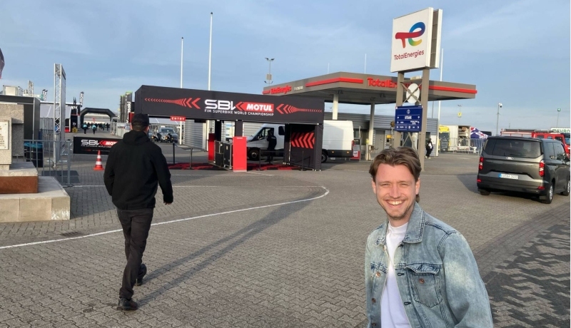 Bas, Automotive teacher, at Ten Kate motorsport's invitation to WorldSBK weekend