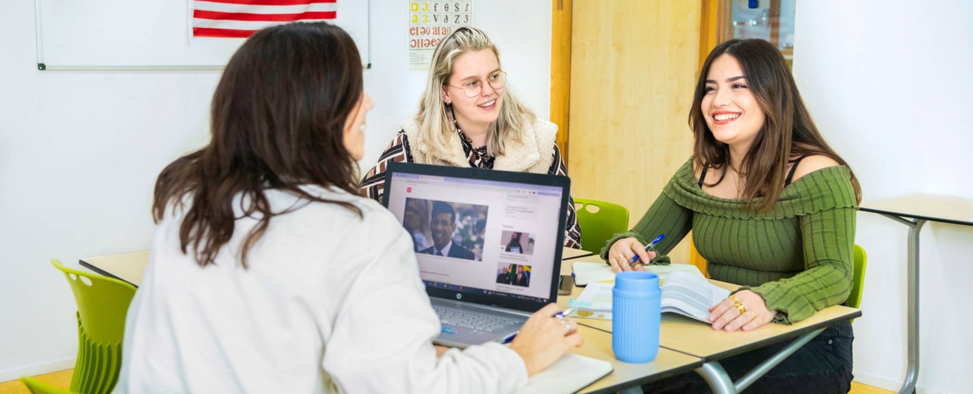 Students studying English at HAN University of Applied Sciences