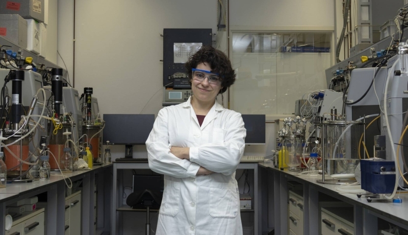 Laura Claret Fernandez van HAN BioCentre met onderzoek naar kunstleer